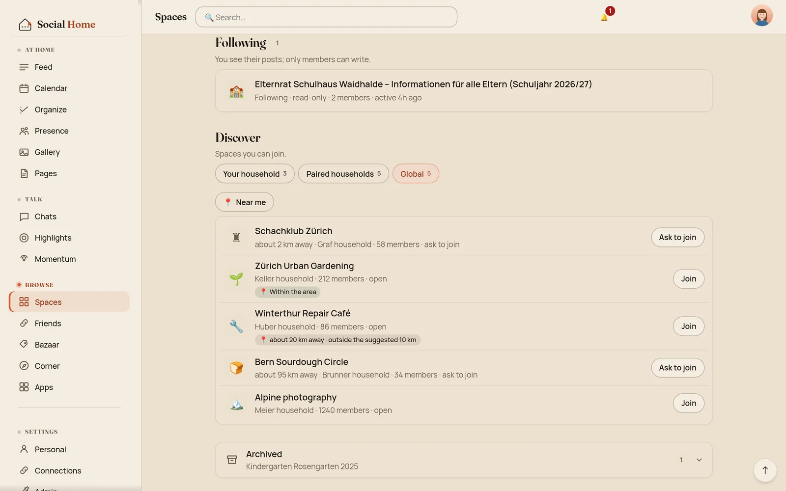 Discover with Global selected and a Near me filter, listing Schachklub Zürich about 2 km away, Zürich Urban Gardening within the area, Winterthur Repair Café about 20 km away and outside the suggested 10 km, Bern Sourdough Circle about 95 km away, and Alpine photography without a place