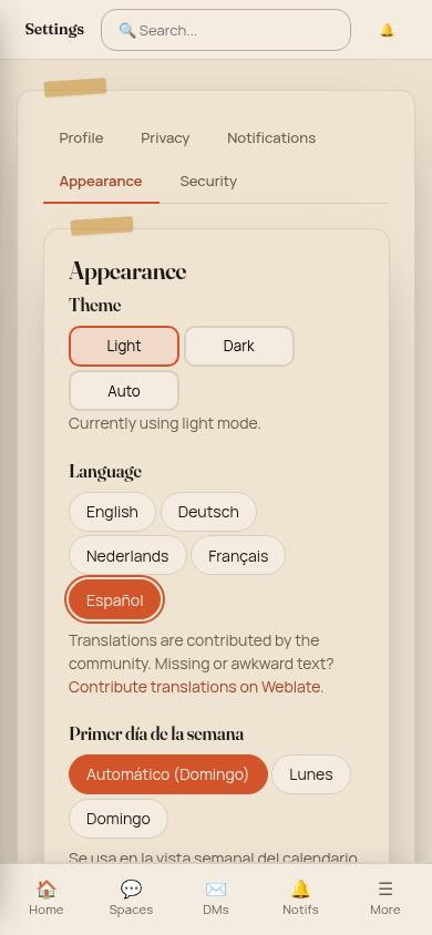 Appearance settings on a phone with the language chips focused on Español and the first-day-of-week labels in Spanish